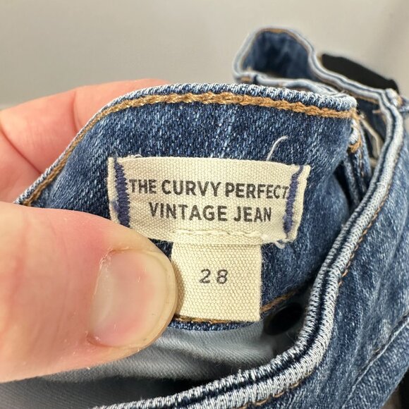 Madewell Size 28 Curvy Perfect Vintge Medium Wash Straight Leg Jean Casual NWOT - Picture 3 of 8